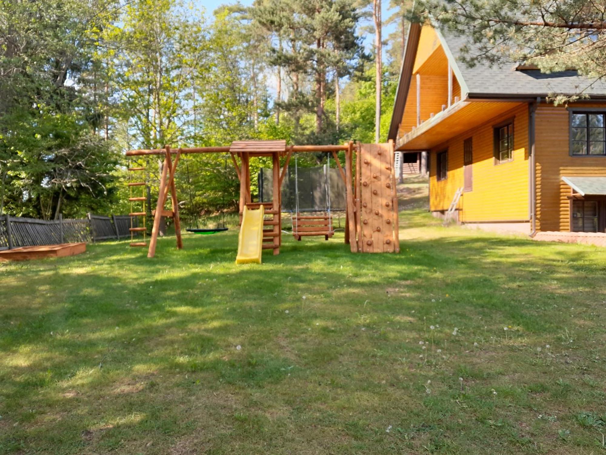 Kaebi Holiday Homes Ainja Exterior photo